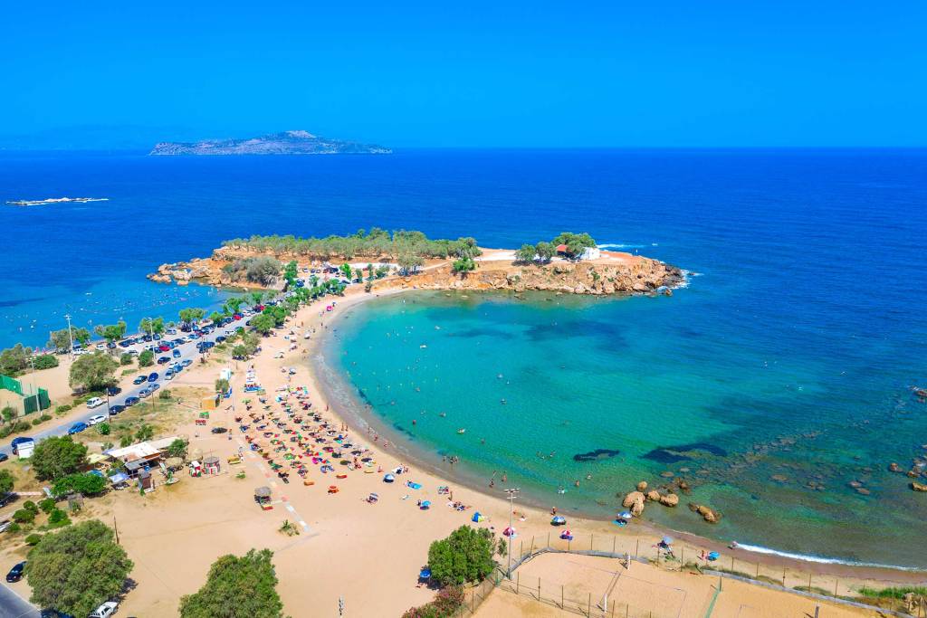 A small bay in Agii Apostoli Beach.