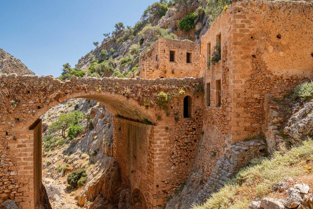 The abandoned Katholiko Monastery and an old bridge close to Avlaki Gorge.