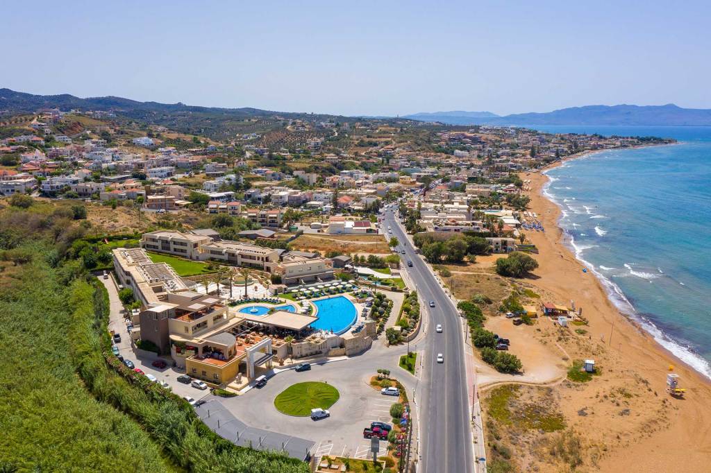 Luxury hotels and cozy apartments by Kato Stalos Beach.