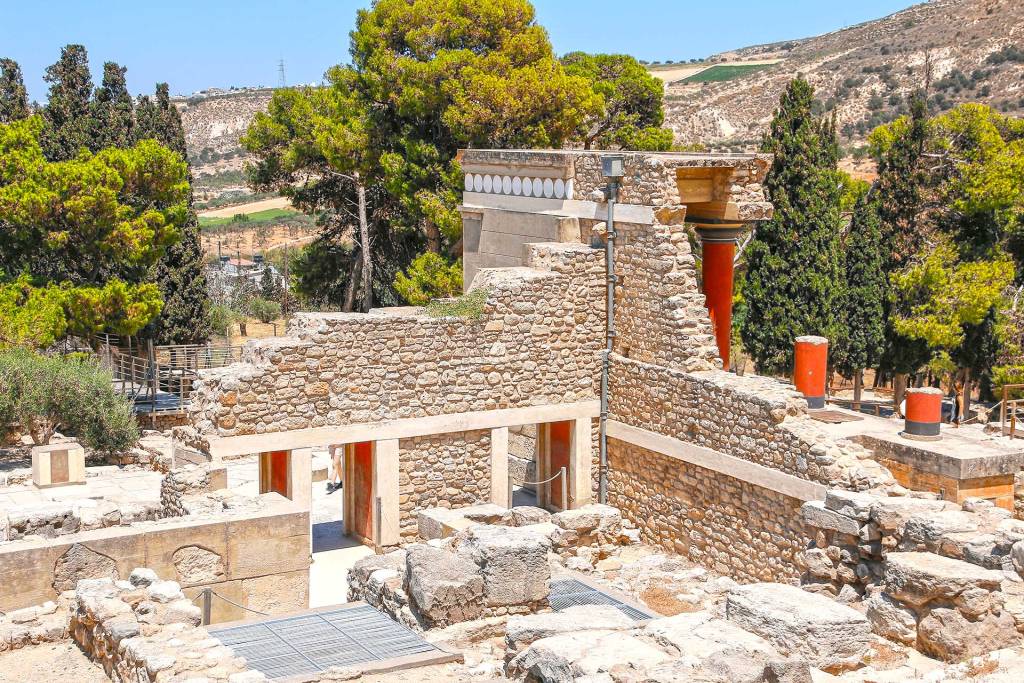 Archaeological site of Knossos and the surrounding area.