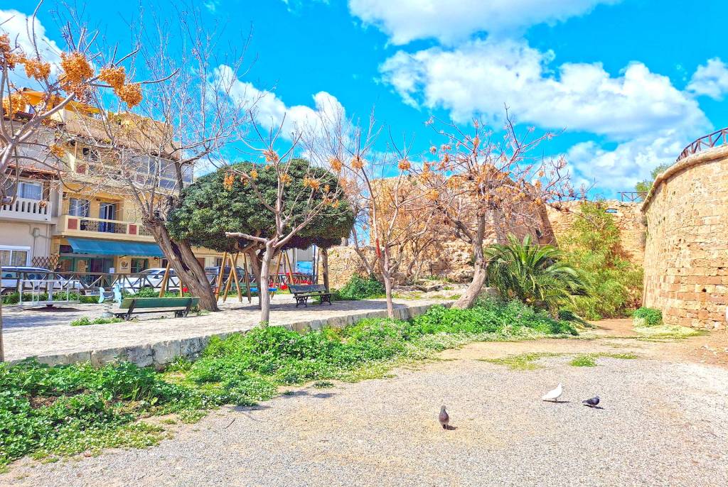 A kids' park next to Sabbionara Rampart in Koum Kapi.