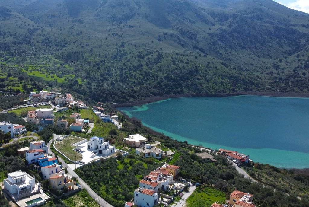 Traditional houses and apartments in Lake Kournas.