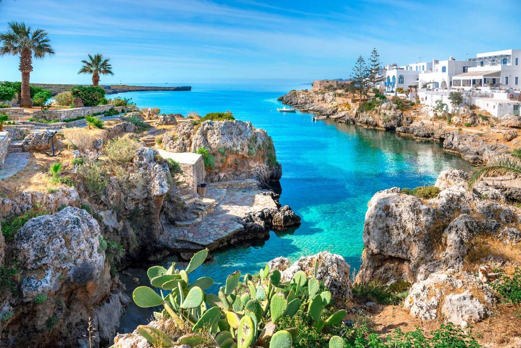The picturesque village of Avlemonas in Kythira.