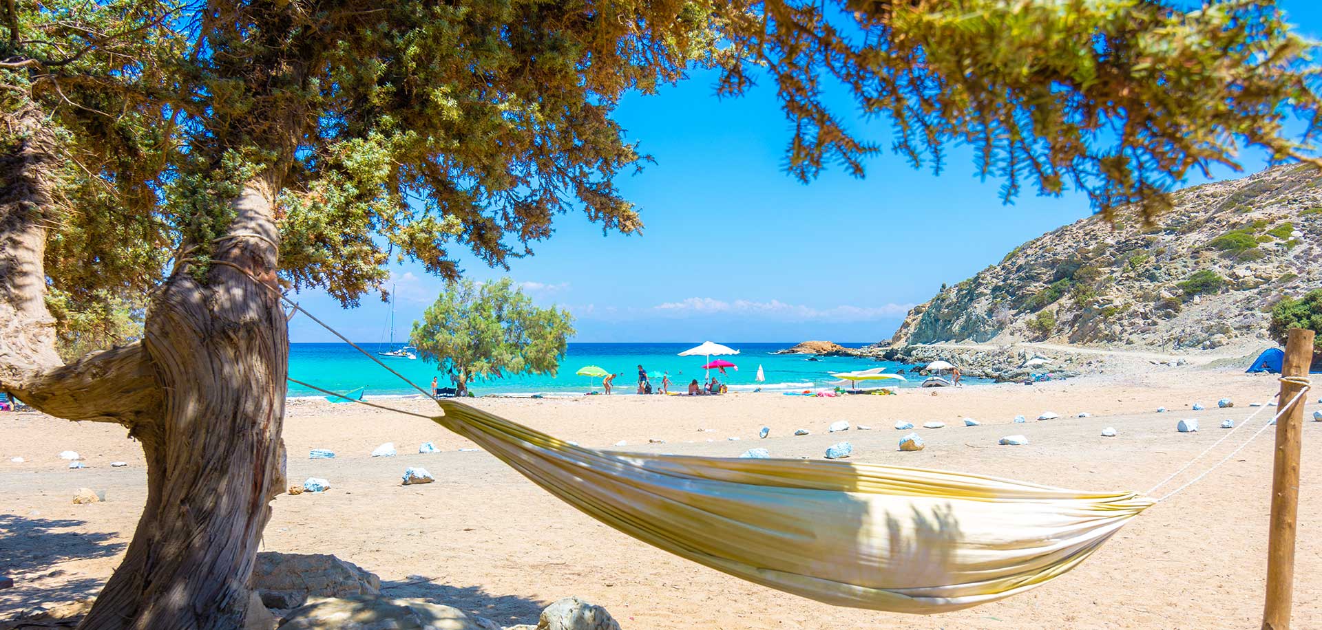 Sarakiniko Beach