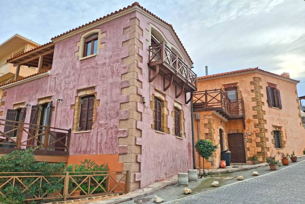 Traditional buildings in Tabakaria.