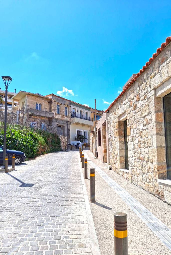 Traditional, stone-built hotels in Tabakaria.