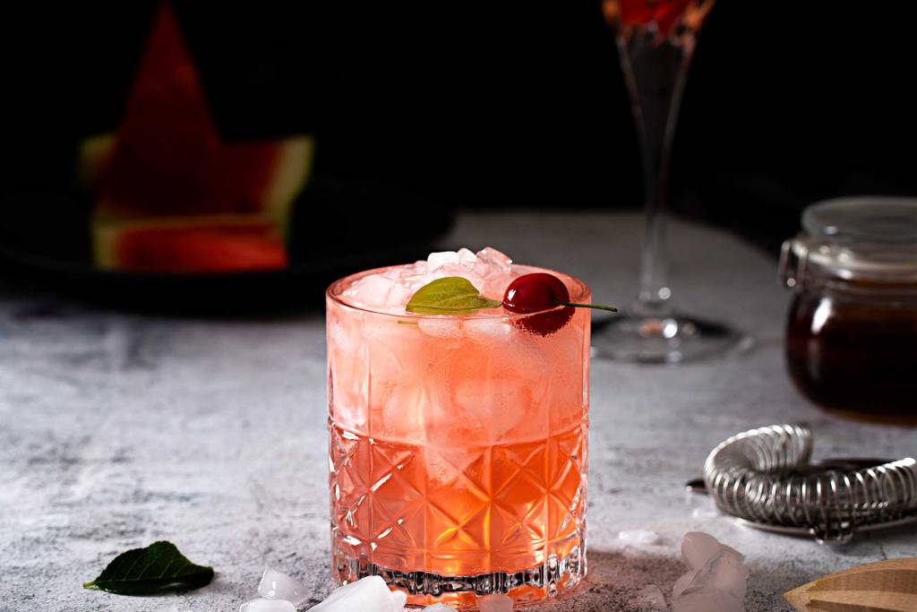 A special cocktail among the top things to do in Chania Old Harbor.