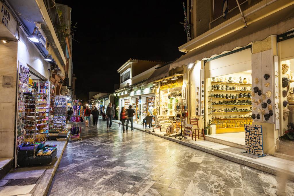 The Plaka Shopping Center by night.