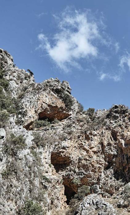 Rocky formations at Deliana (Mesavlia) Gorge.